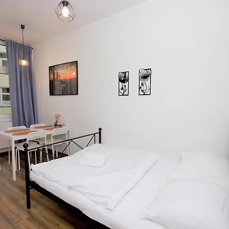 Roomspoznan Pl - I Polwiejska 20 - 24h Self Check-in * Познань